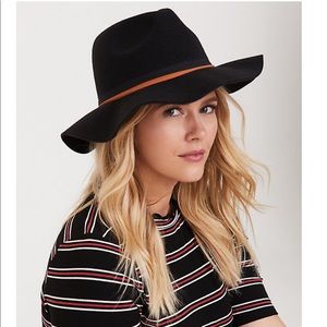 *TORRID* black felt Panama hat